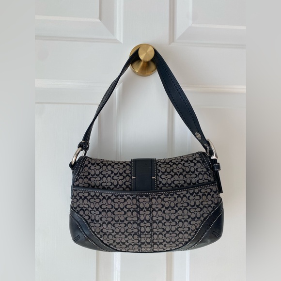 Vintage Y2K COACH Soho Signature C Black Jacquard & Leather Shoulder Bag 🖤 - Picture 8 of 16